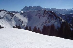 Location chalet montagne  1250'm altitude calme jolie vue