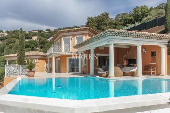 Location luxueuse villa vue mer - Sainte-Maxime