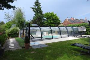 Location gîte 6 de 120 m² avec piscine couverte et chauffée