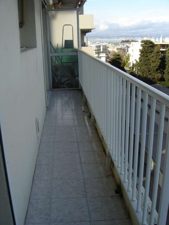 Location a louer - 2 pieces - bd wilson - 06600 antibes