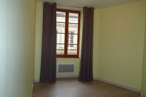 Location appartement, 75 m2, 3 pièces, 2 chambres - appartement t3 à aurignac avec terrasse