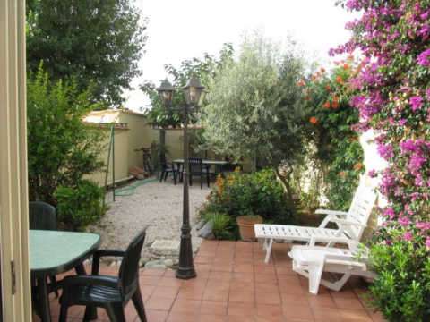 Villa avec jardin au calme, 6 personnes et 2 chambres - st cyprien