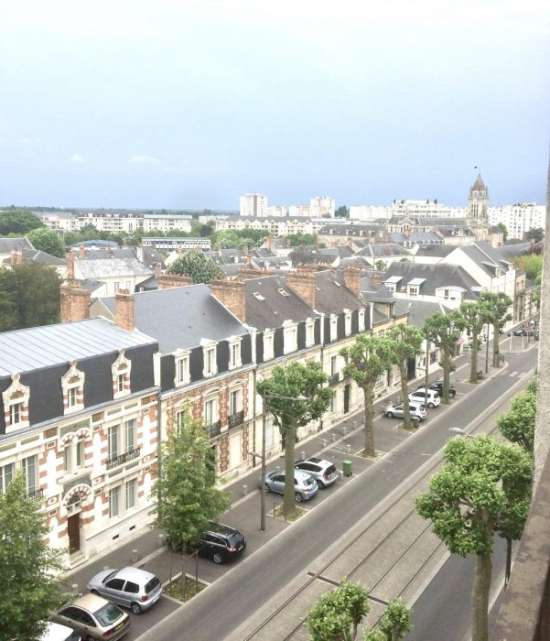 Location Studio Avenue Dauphine Orléans 45100, Loiret R1053655