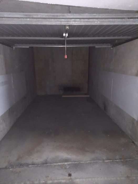 Location box fermé en sous-sol - buttes chaumont
