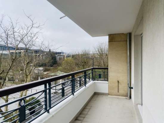 Meublé une résidence des années 2000, f2 de 58m² - balcon -
